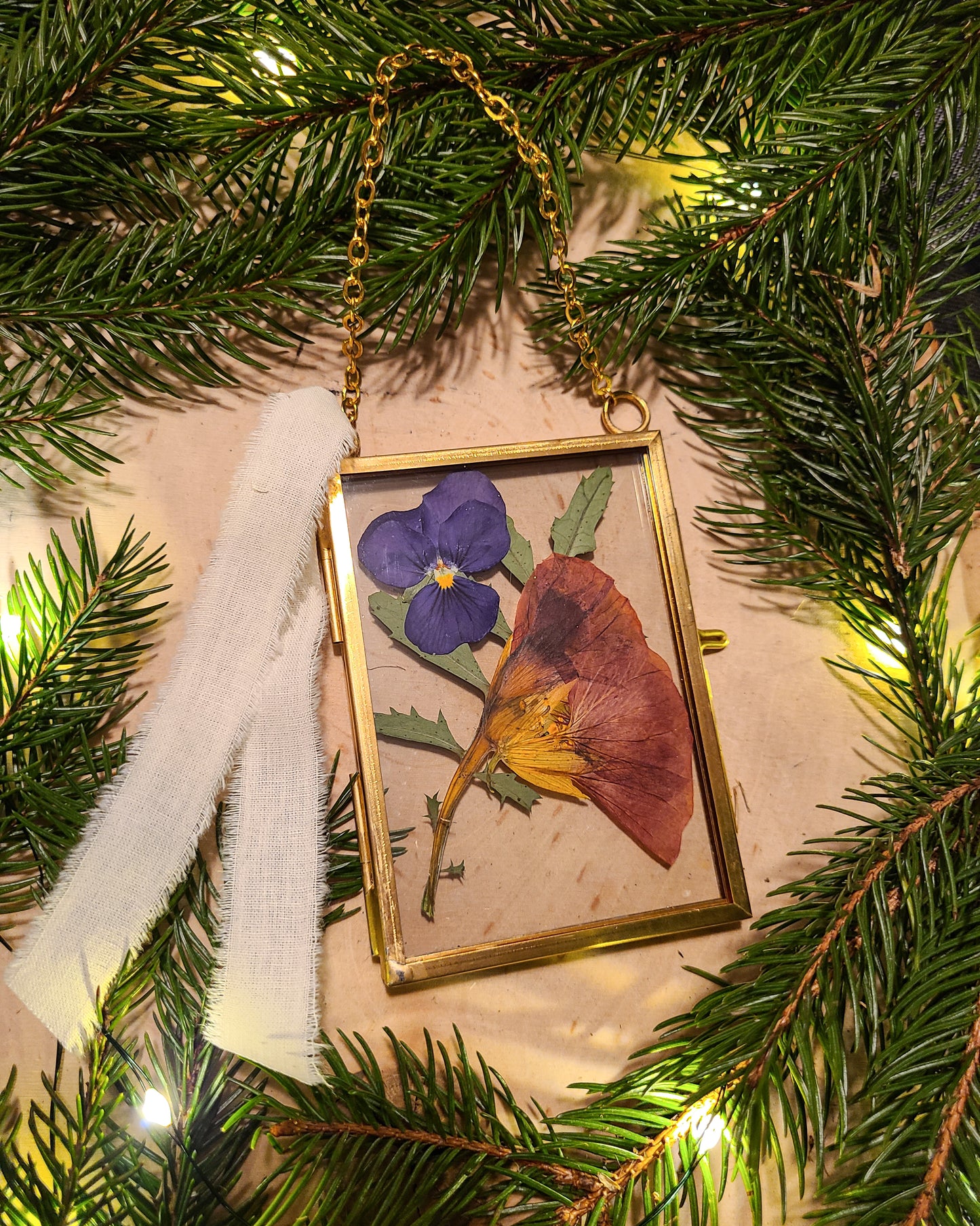 Mini Hanging Pressed Flower Frame - Brass