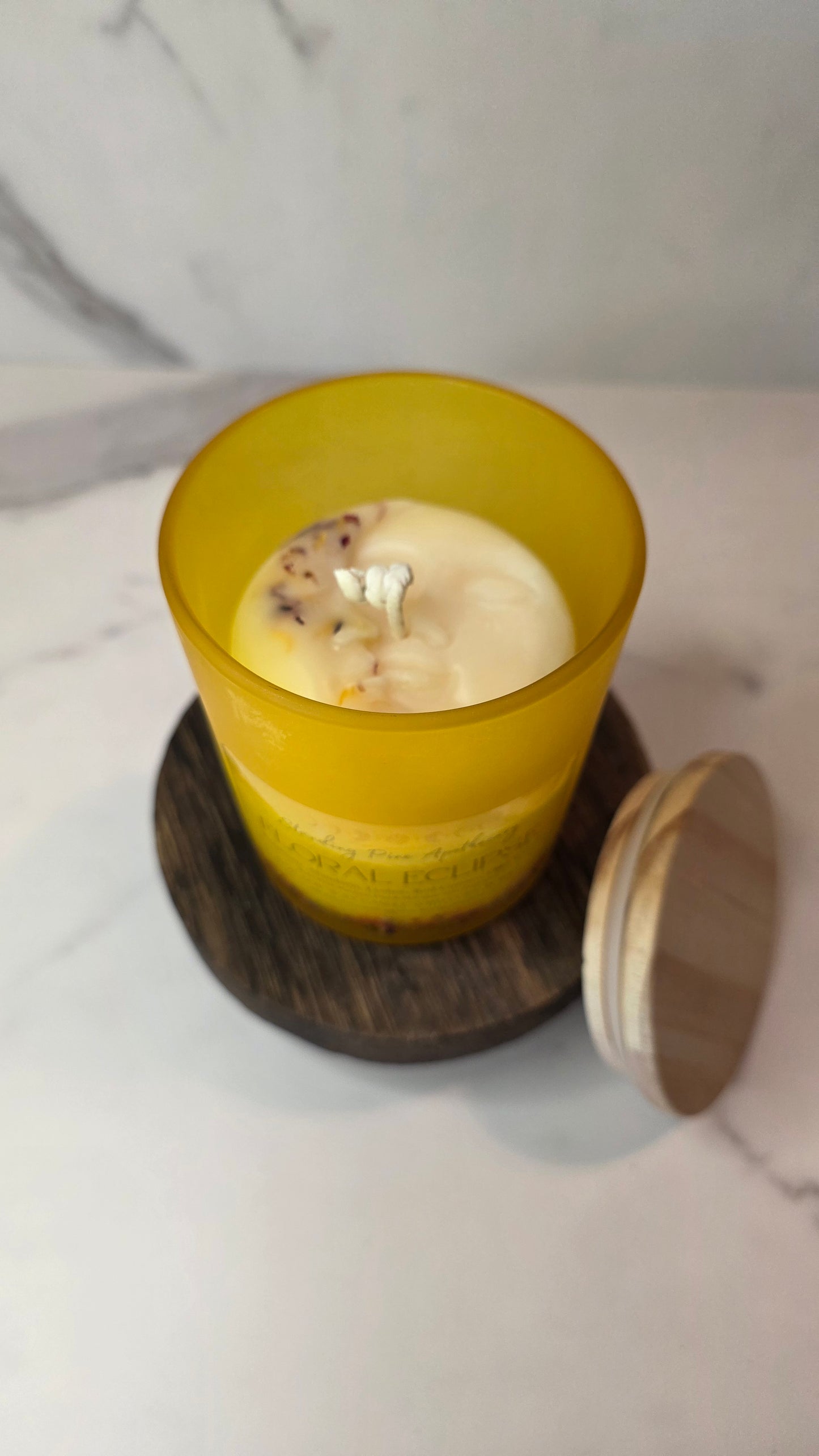 Floral Eclipse, Yellow Frosted - 6oz Soy Wax Candle