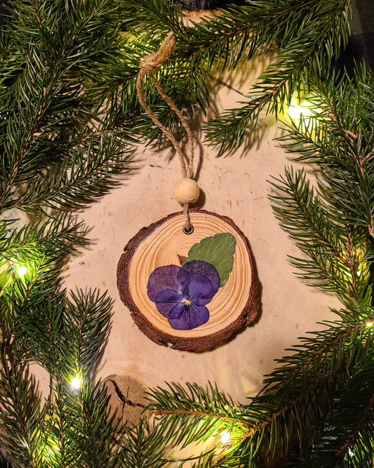 Wood Slice Pressed Flower Ornament