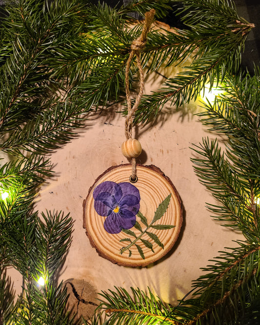 Wood Slice Pressed Flower Ornament