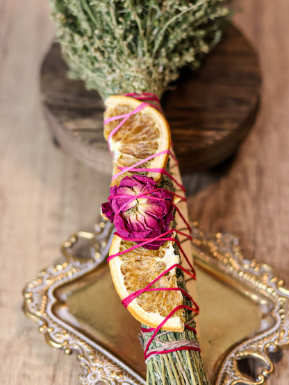 Flowering Mugwort Smudge Stick with Palo Santo & Selenite
