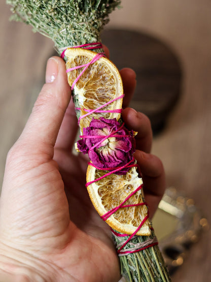 Flowering Mugwort Smudge Stick with Palo Santo & Selenite