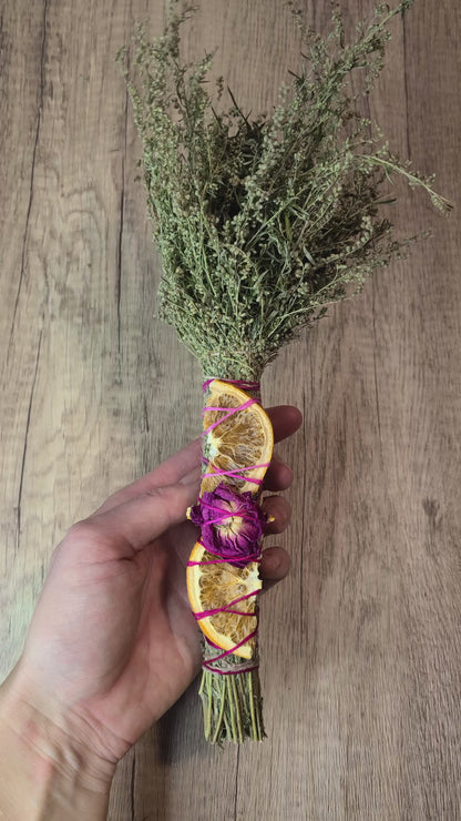 Flowering Mugwort Smudge Stick with Palo Santo & Selenite